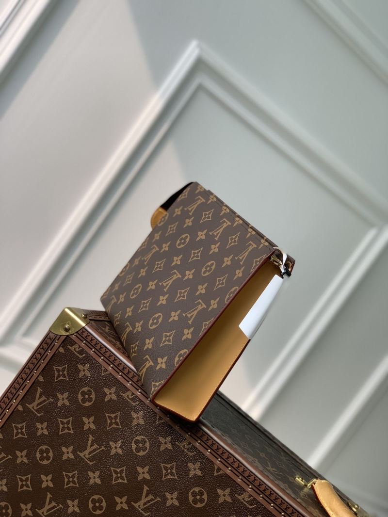 LV Clutch Bags